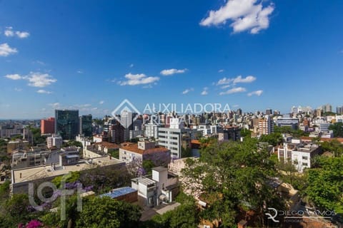 Image 29 - 227490
